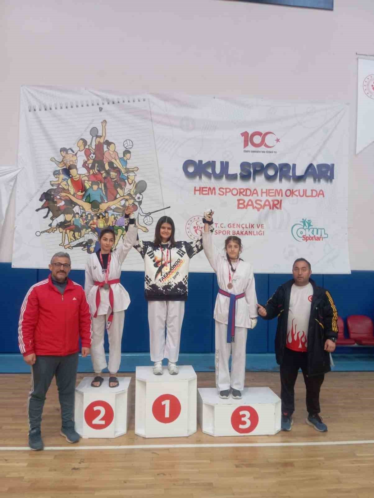 Tomarzalı gençler, Taekwondo Şampiyonası’nda dereceye girdi