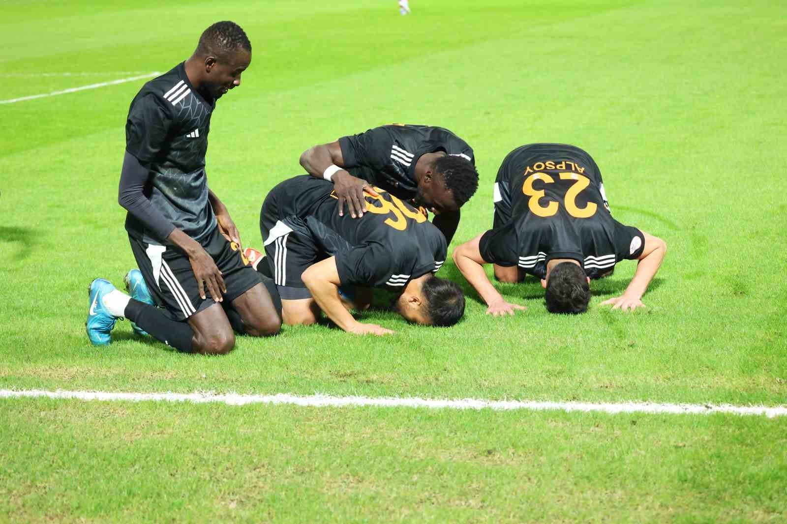 Adanaspor, Yeni Malatyaspor'u Devrdi!