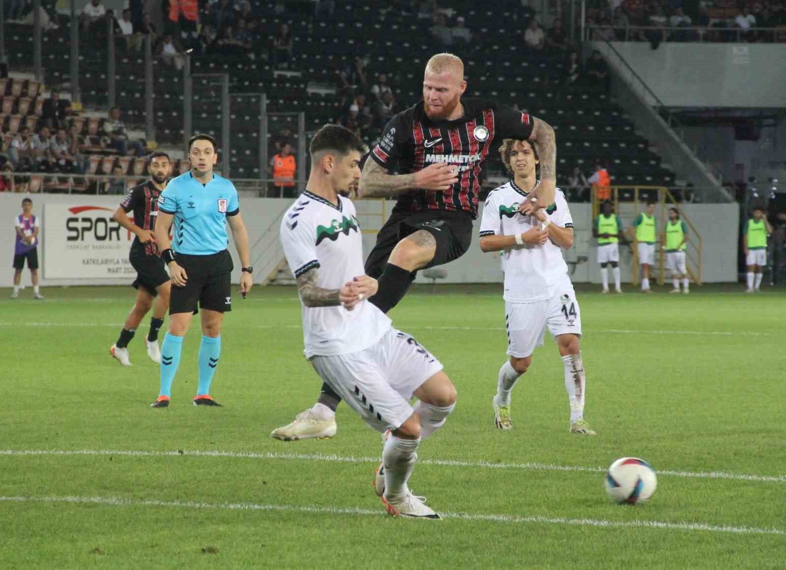 Çorum FK ve Sakaryaspor, Trendyol 1. Lig'de Çetin Mücadelede Berabere Kaldı