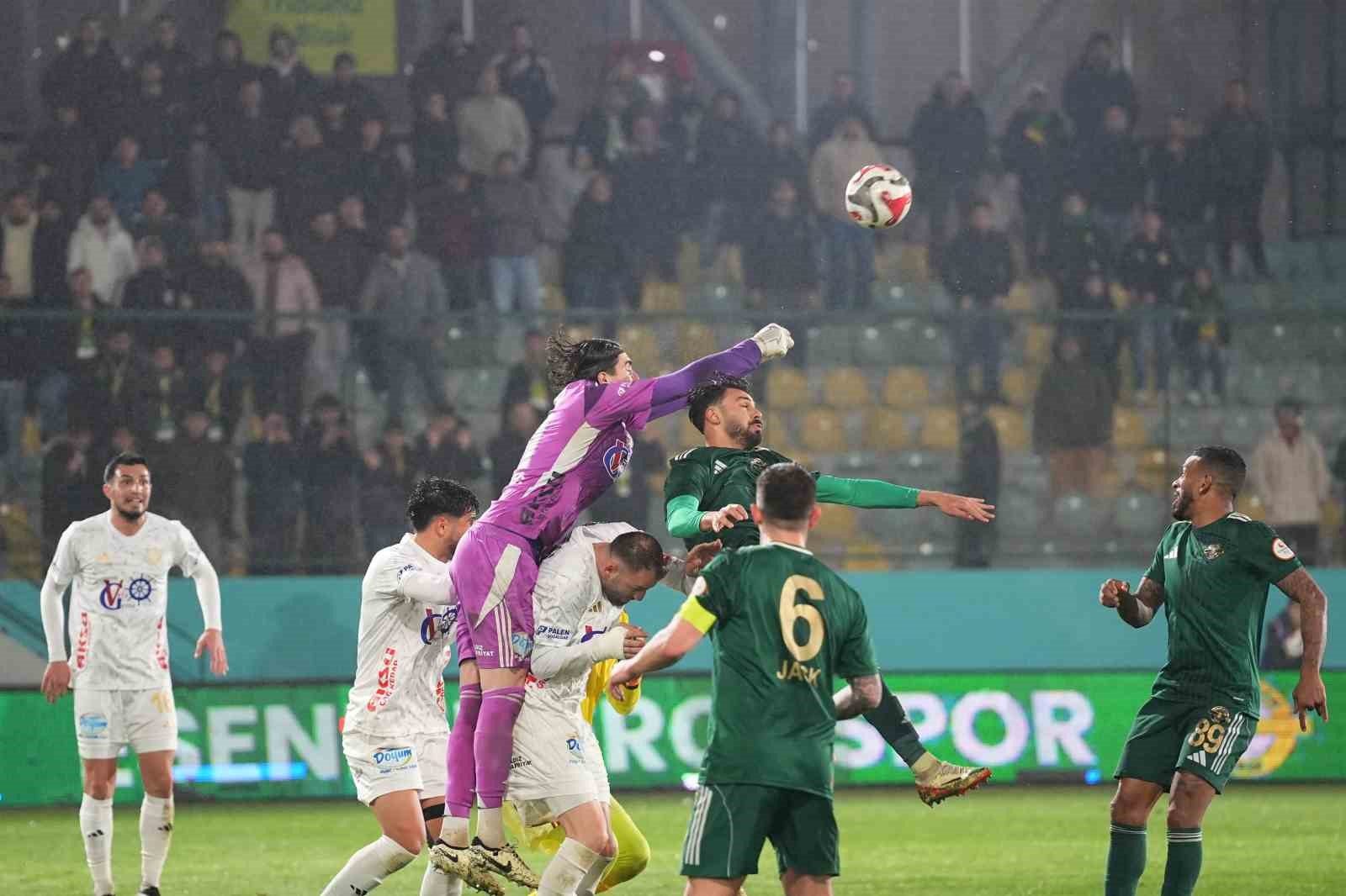 Trendyol 1. Lig: Esenler Erokspor: 0 - Erzurumspor FK: 2