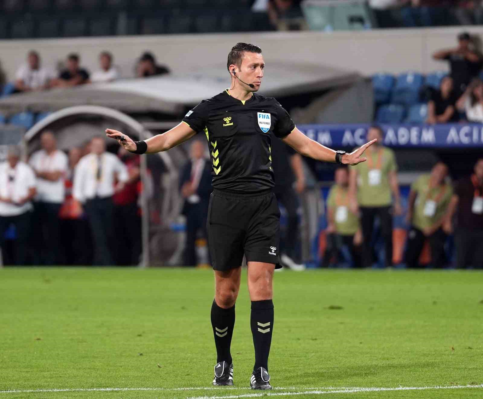 Trendyol Süper Lig: Başakşehir: 0 – Eyüpspor: 0 (İlk yarı)