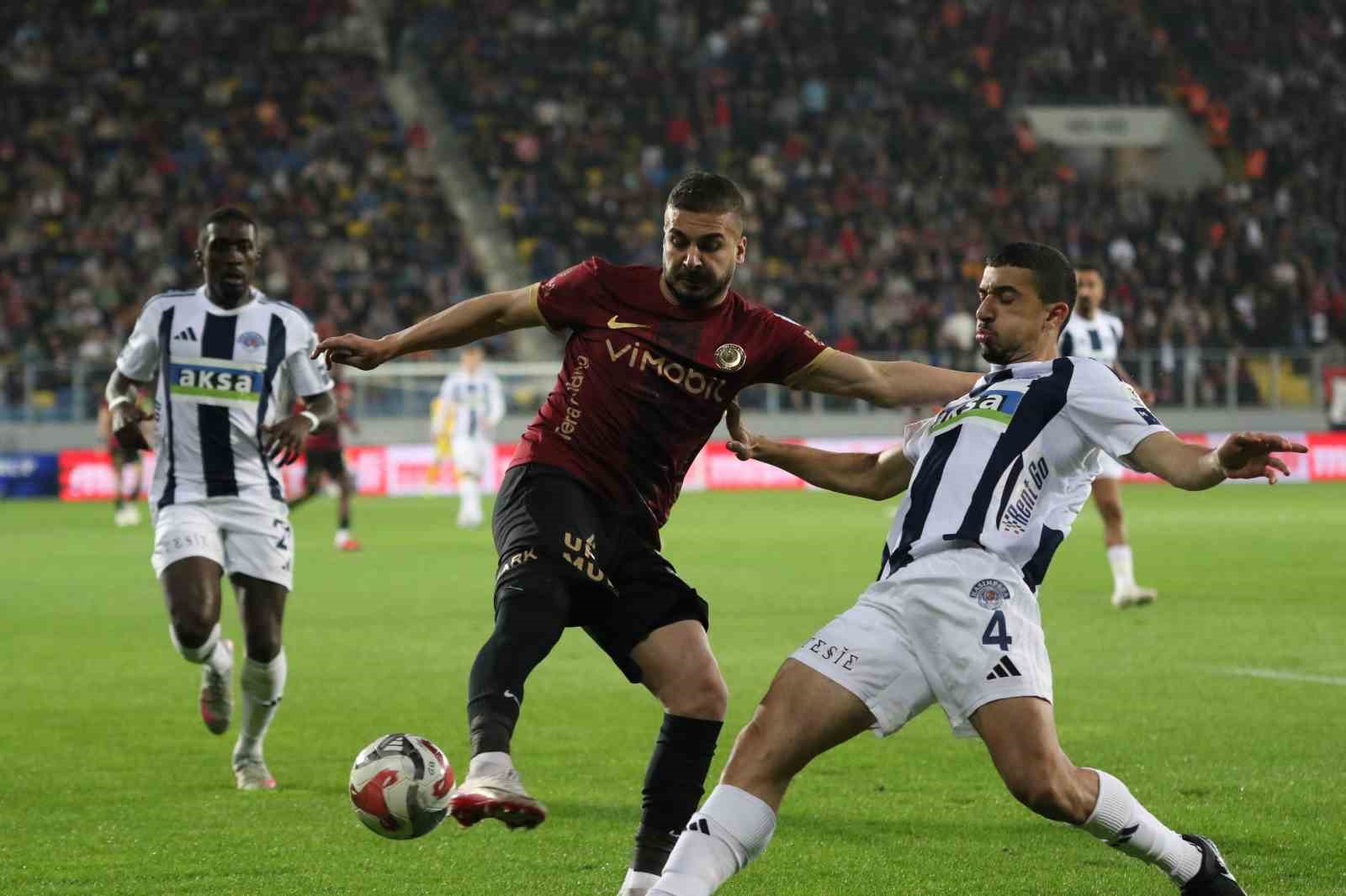Trendyol Süper Lig: Gençlerbirliği: 2 – Kasımpaşa: 2 (ilk yarı)