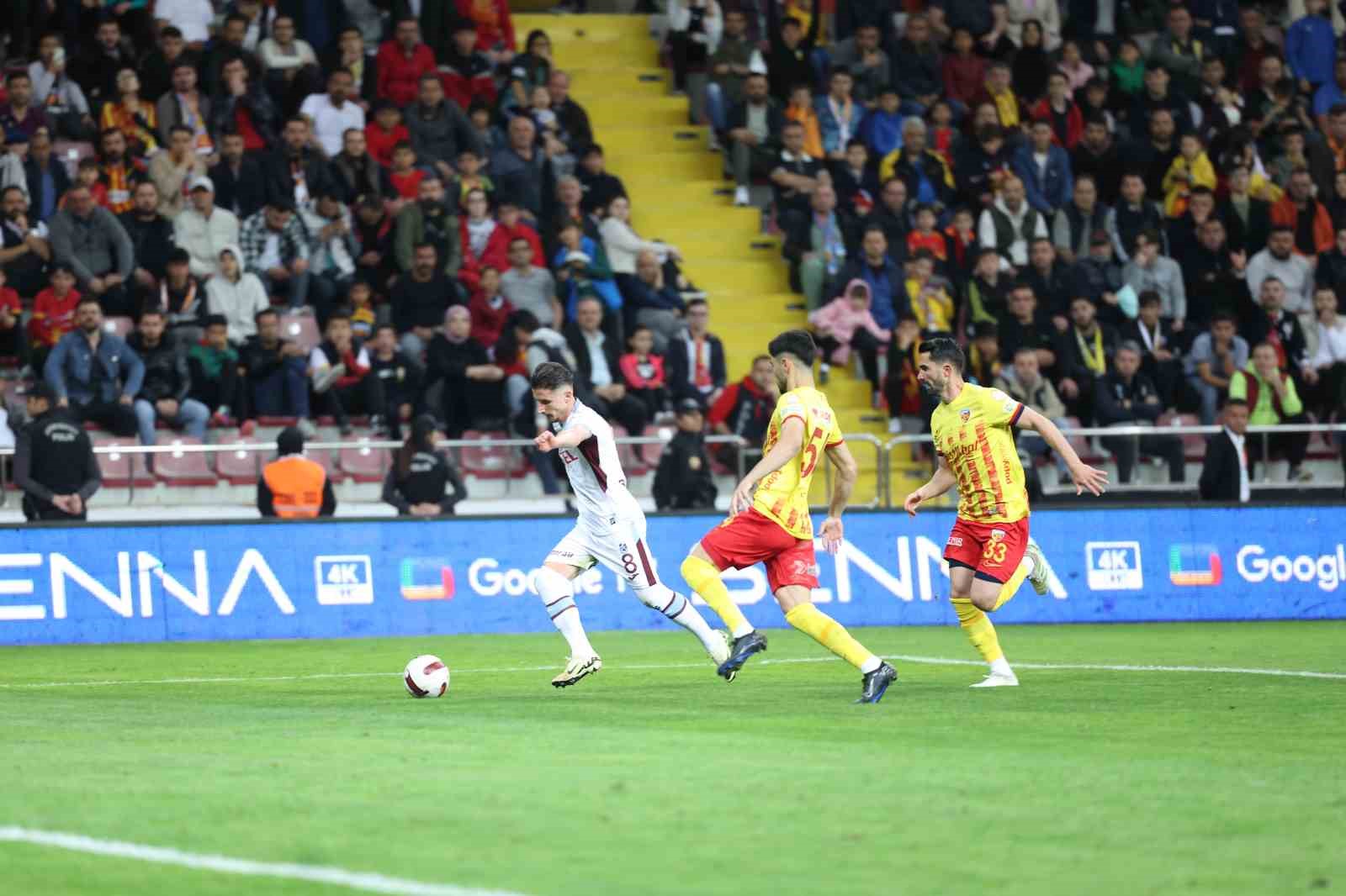 Trendyol Süper Lig: Kayserispor: 1 – Trabzonspor: 2 (Maç sonucu)