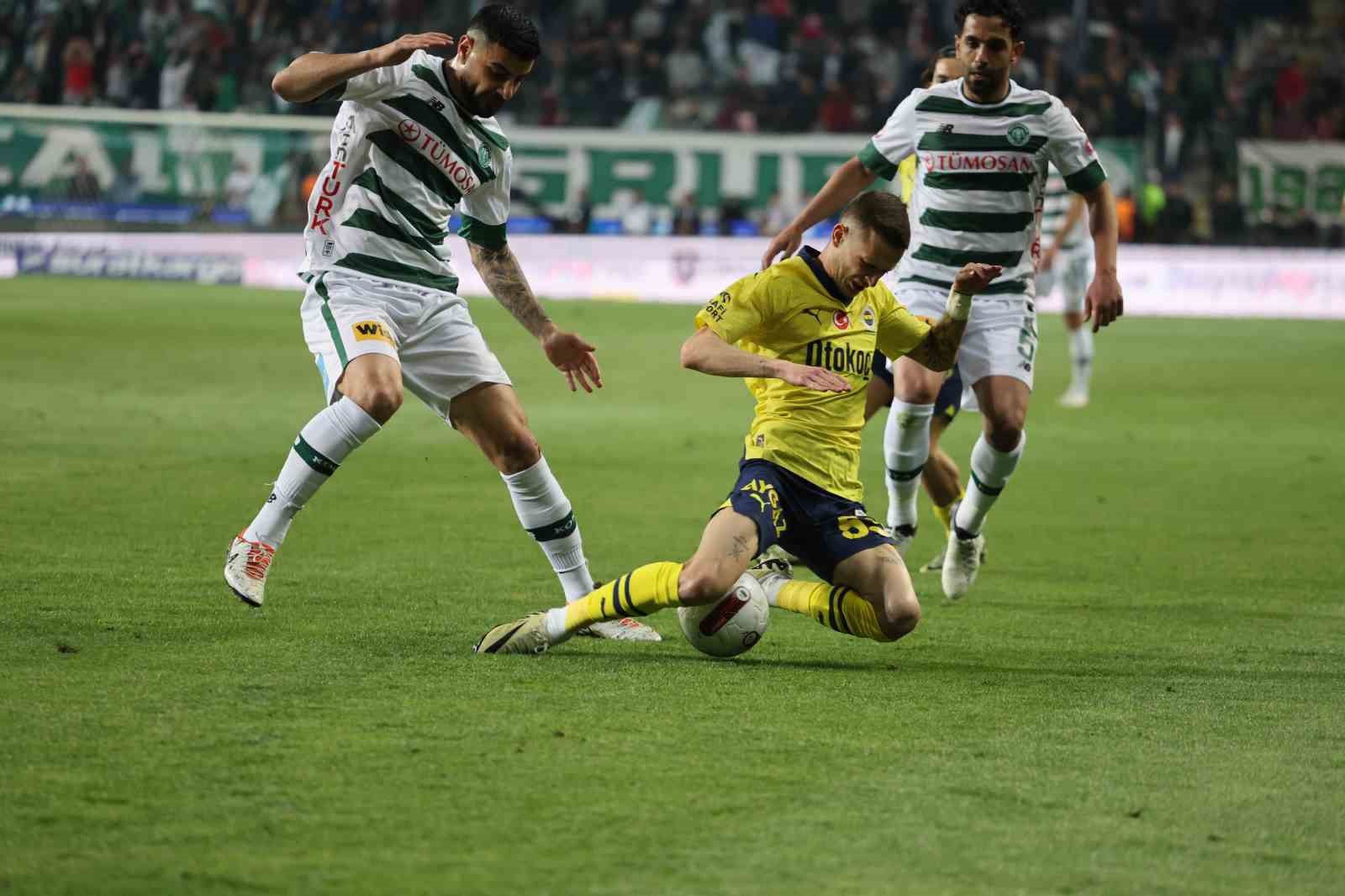 Trendyol Süper Lig: Konyaspor: 0 – Fenerbahçe: 0 (İlk yarı)