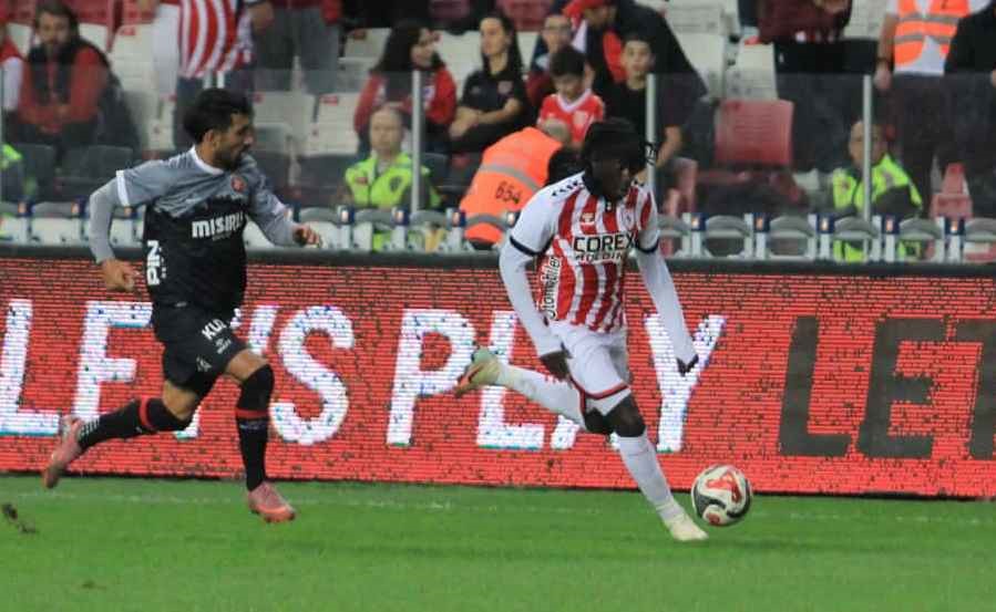 Trendyol Süper Lig: Samsunspor: 0 – Fatih Karagümrük: 0 (Maç devam ediyor)