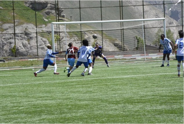 Turkcell Kadın Futbol Süper Ligi: Hakkarigücü: 6 – Trabzonspor: 2