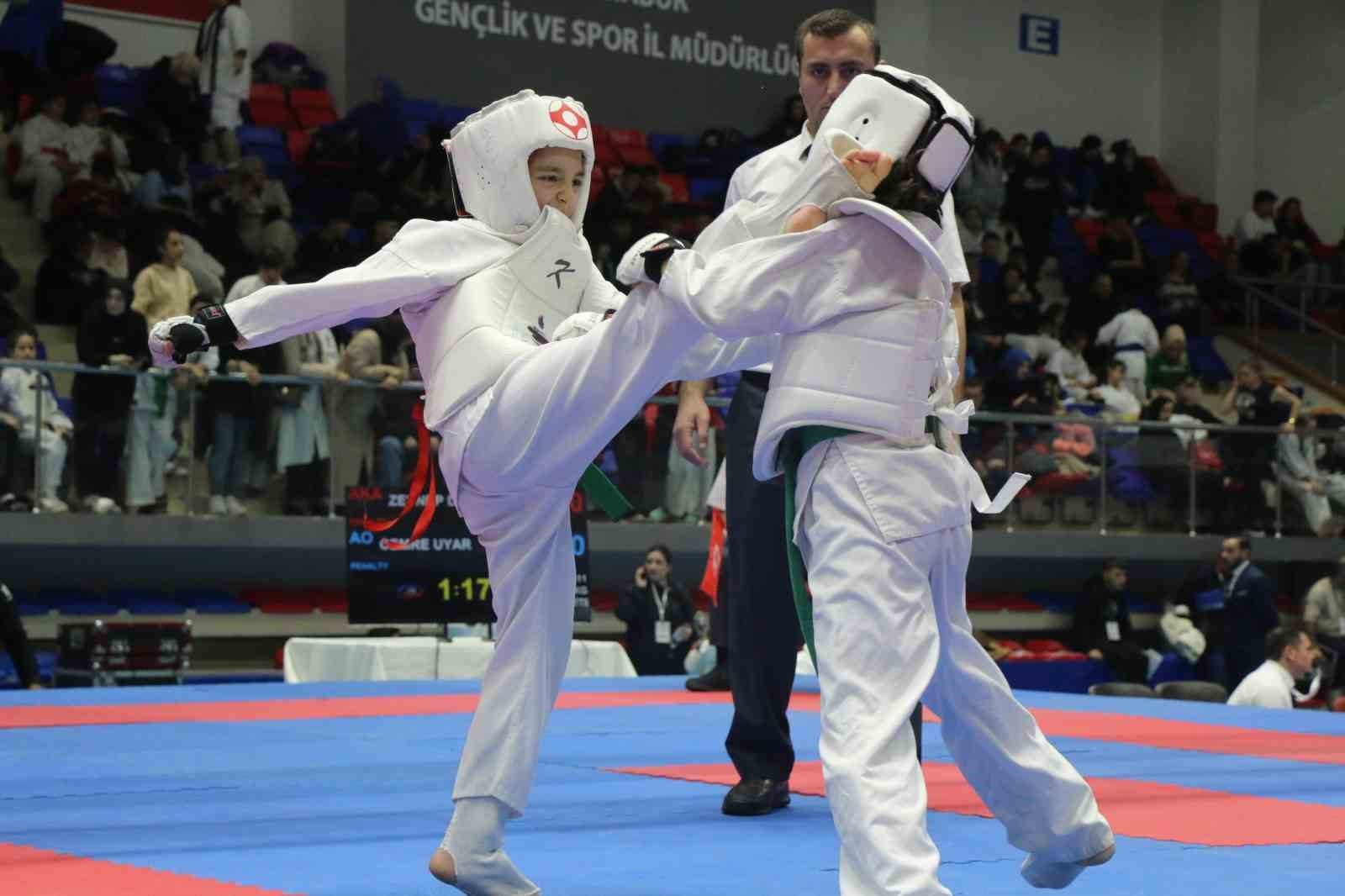 Türkiye Kyokushin Stil Karate Şampiyonası Karabük’te başladı