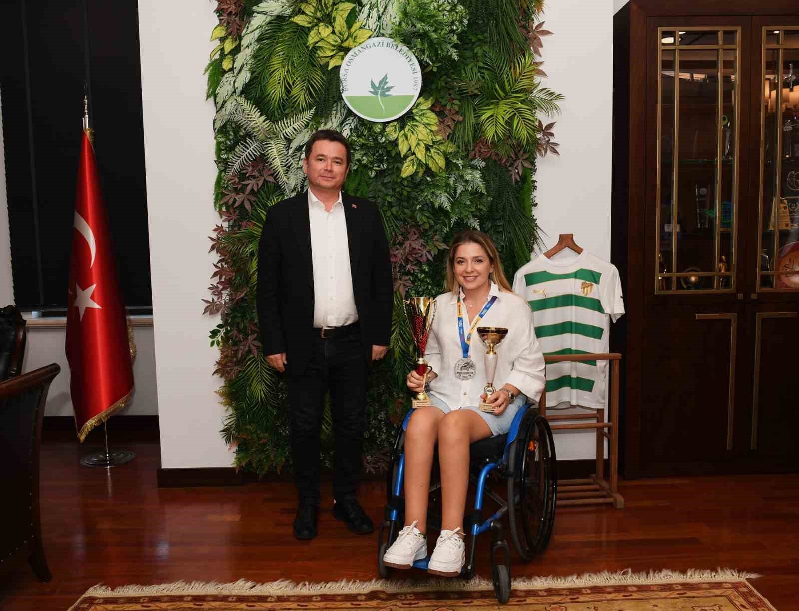 Engellilerin Ralli Pisti Şampiyonu: Kübra'nın Çifte Zaferi