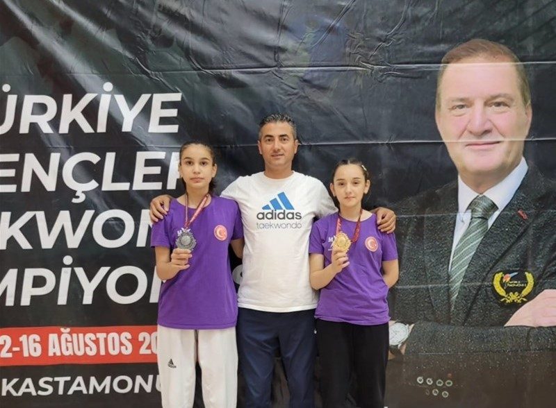 İki Madalya ile Dönen Gururlarımız