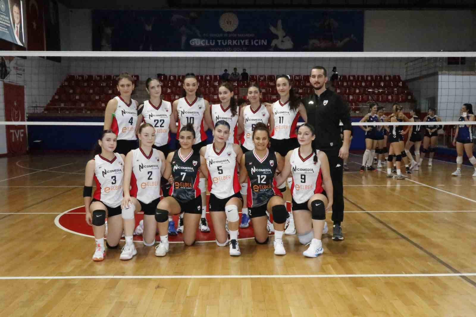 TVF Kadınlar 2. Ligi: Düzce Voleybol:1 – Kocaeli Nicomedia Akademi: 3