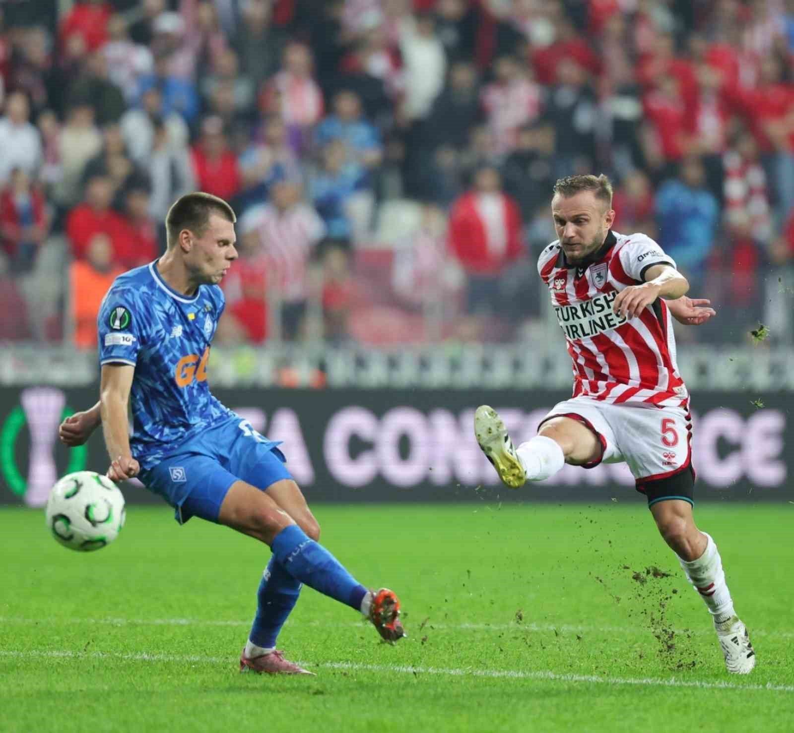 UEFA Konferans Ligi: Samsunspor: 3 - Dinamo Kiev: 0 (Maç sonucu)