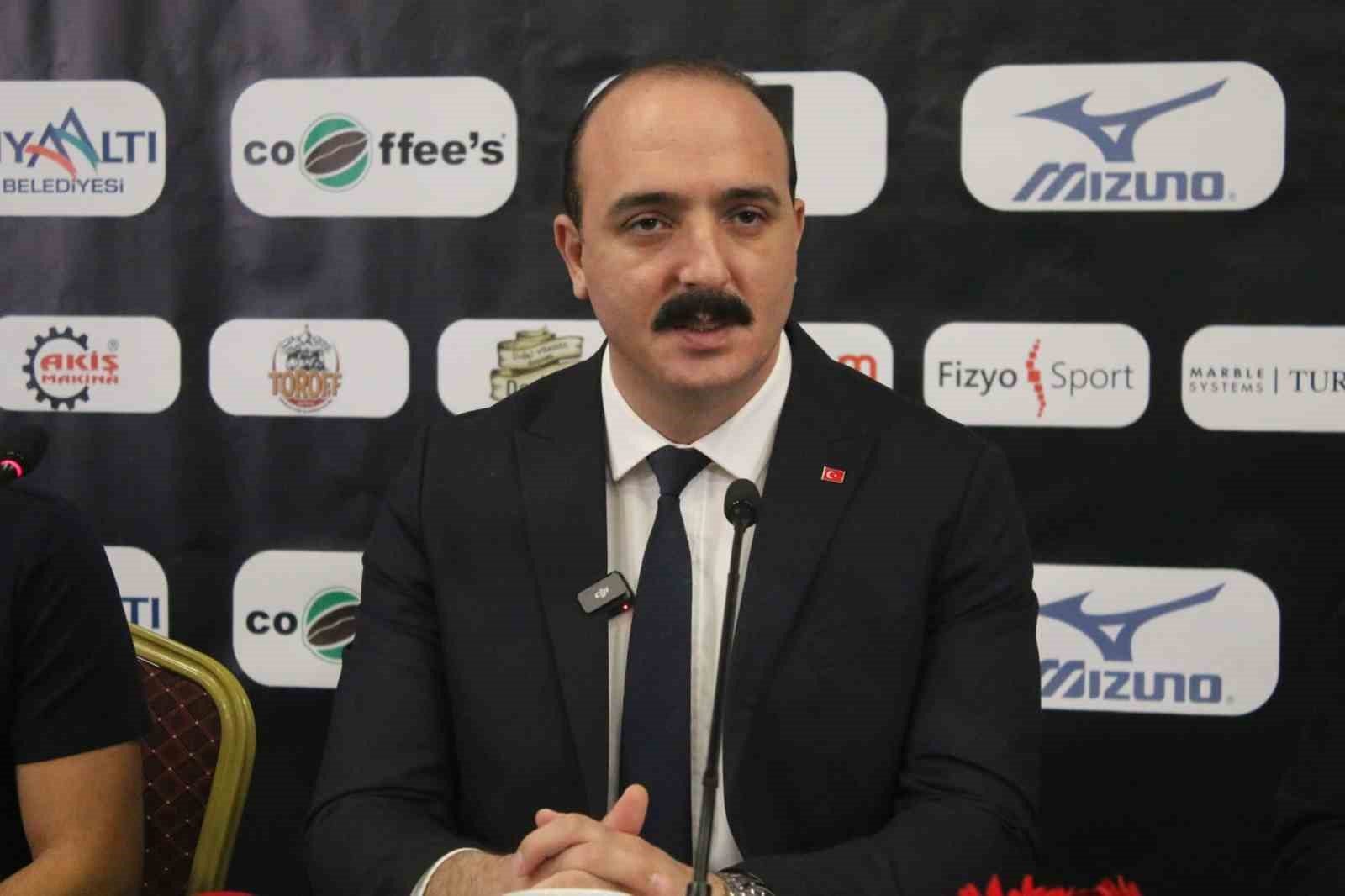 44 Ülkeden 1.500 Koşucu Antalya'nın Asfaltında Boy Gösterecek