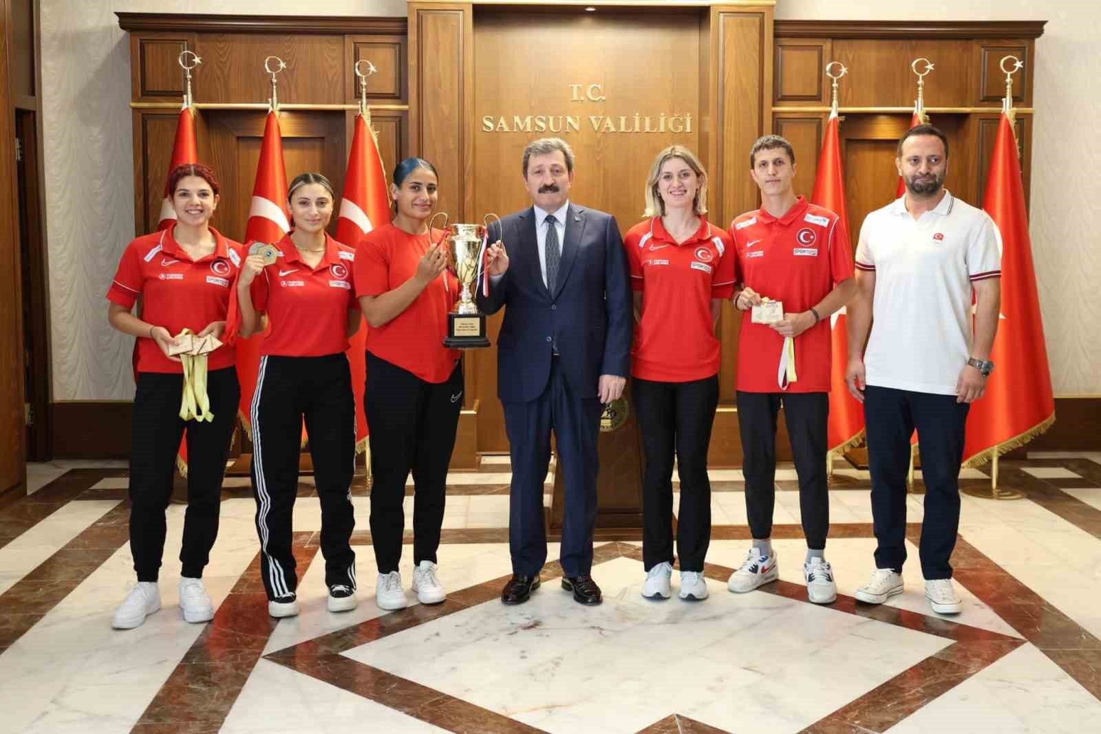 Türkiye'nin Özgür Ruhunu Yansıtan Özel Sporcular
