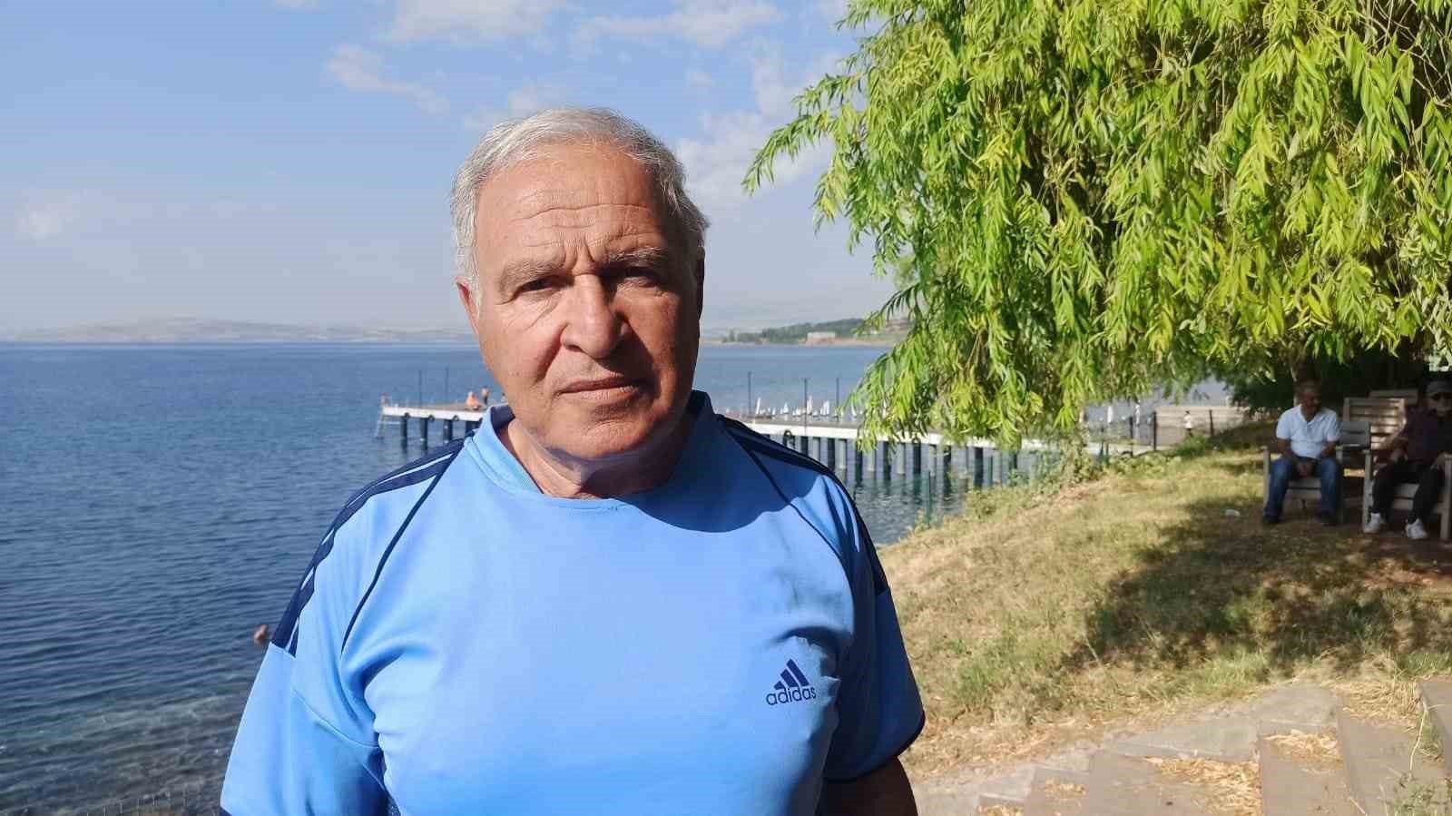 Van Gölü'nde Yüzme Maratonu Heyecanı