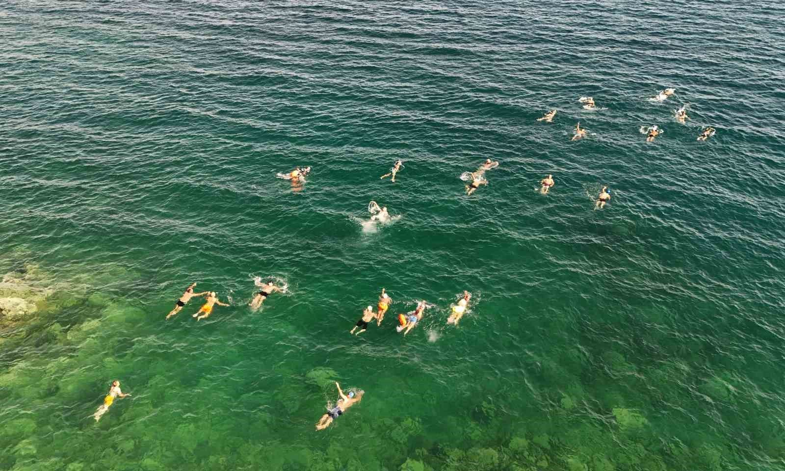 Van Gölü'nde Maratonun Uzun Kolları