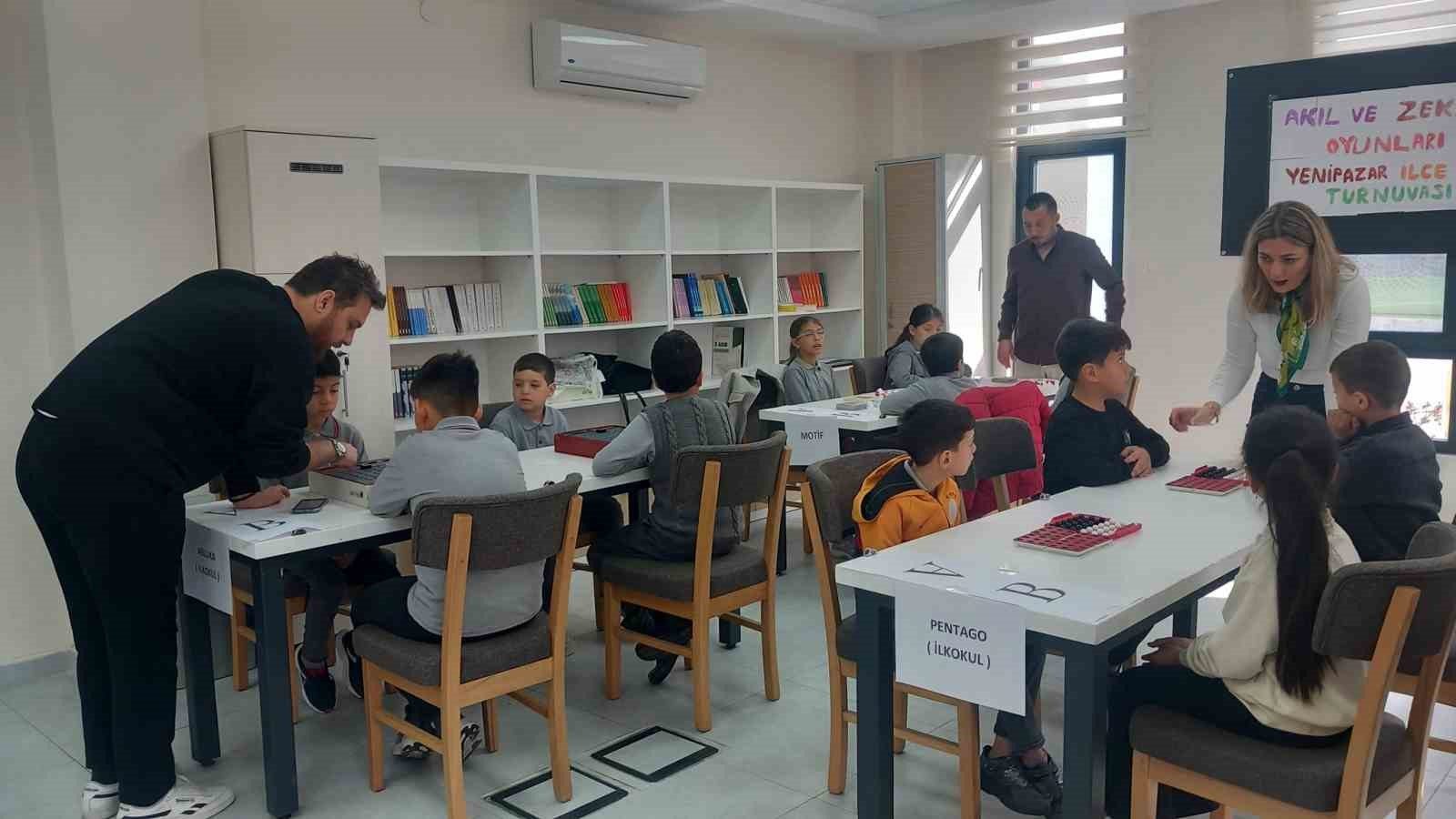 Yenipazar’da minik zihinler yarıştı, şampiyonlar belli oldu