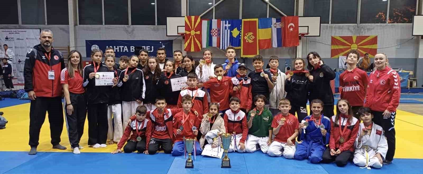 Yunusemre’nin judocuları Makedonya’dan zaferle döndü