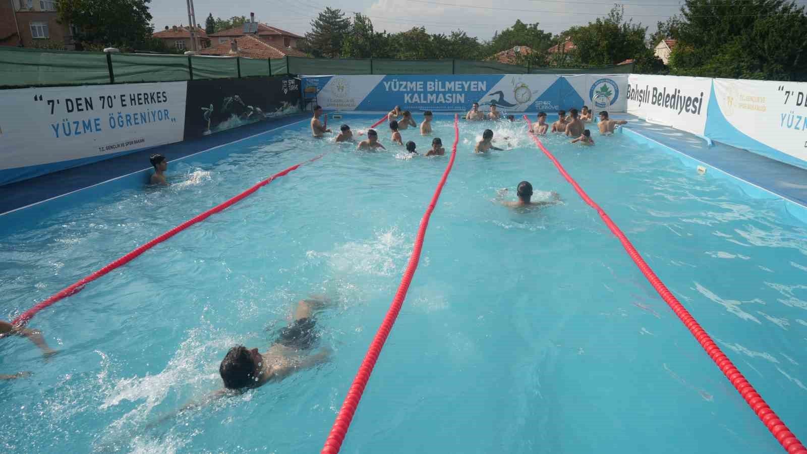 Yüzme Öğrenme Devrimi: Herkes Suyun Efendisi Oluyor