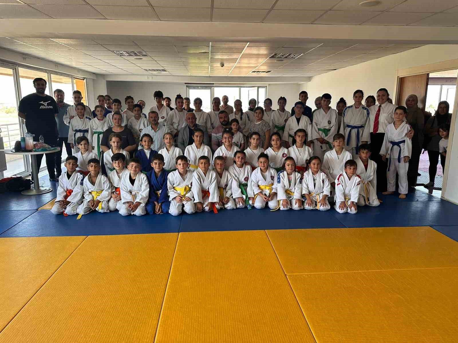 Judo Matlarında Zafer Haftası Sonlandı
