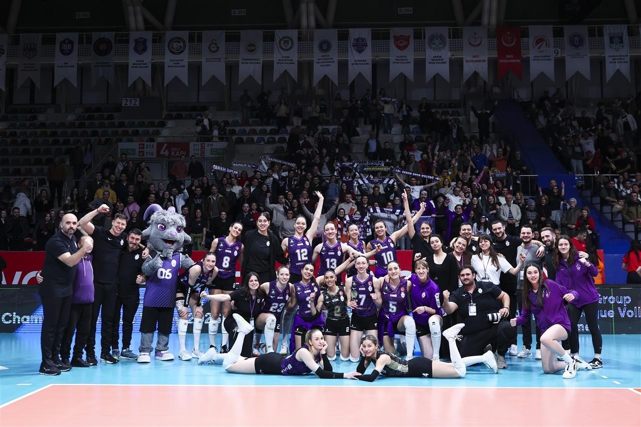 Zeren Spor, Şampiyonlar Ligi’nde çeyrek finale yükseldi