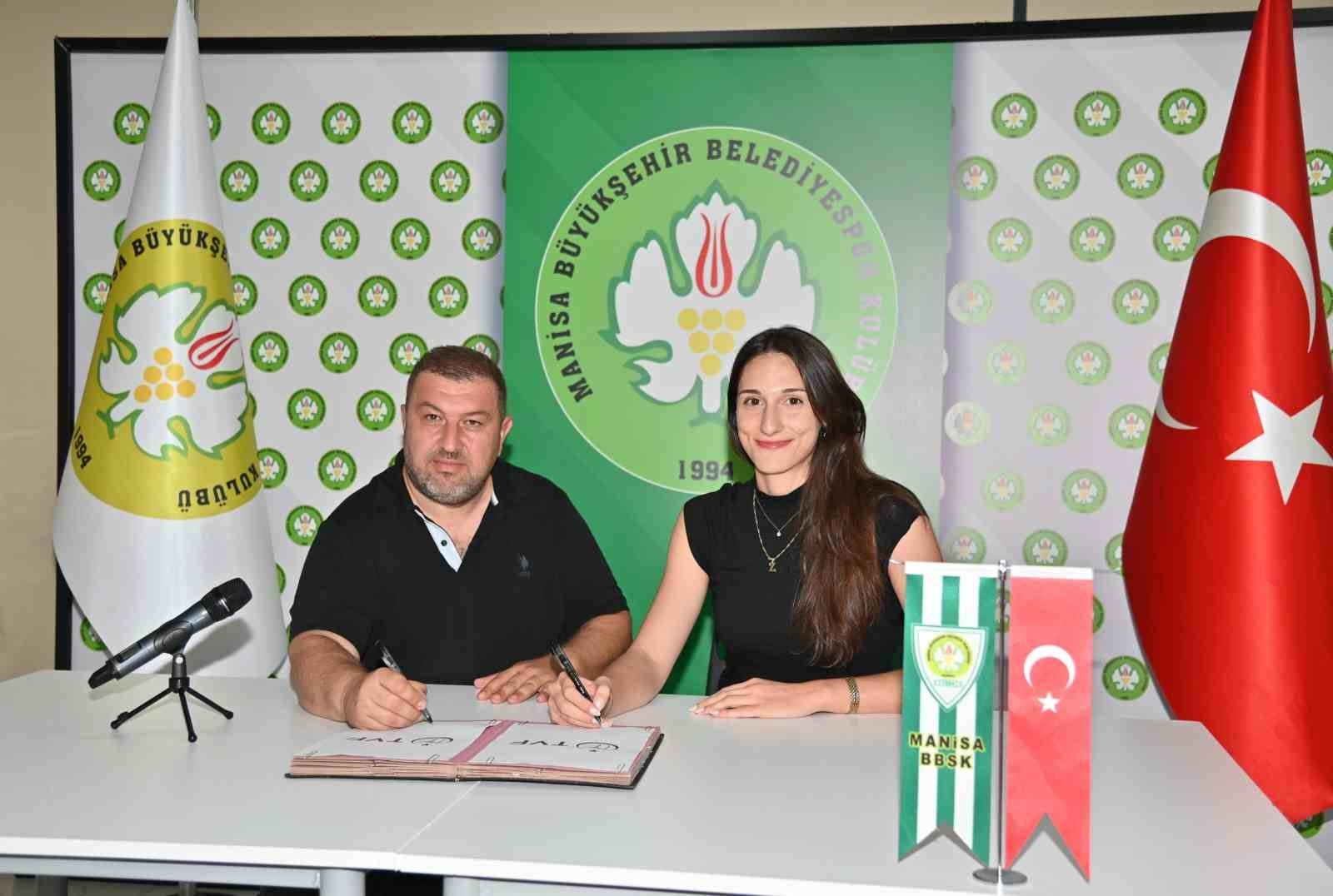 BBSK'nın Yeni Yıldızı: Zeynep Yeşilova