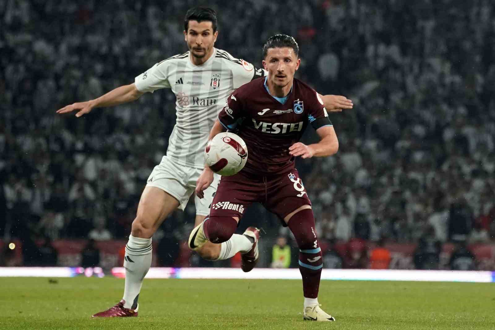 Beşiktaş ve Trabzonspor, Kupada İlk Yarıda Berabere Kaldı
