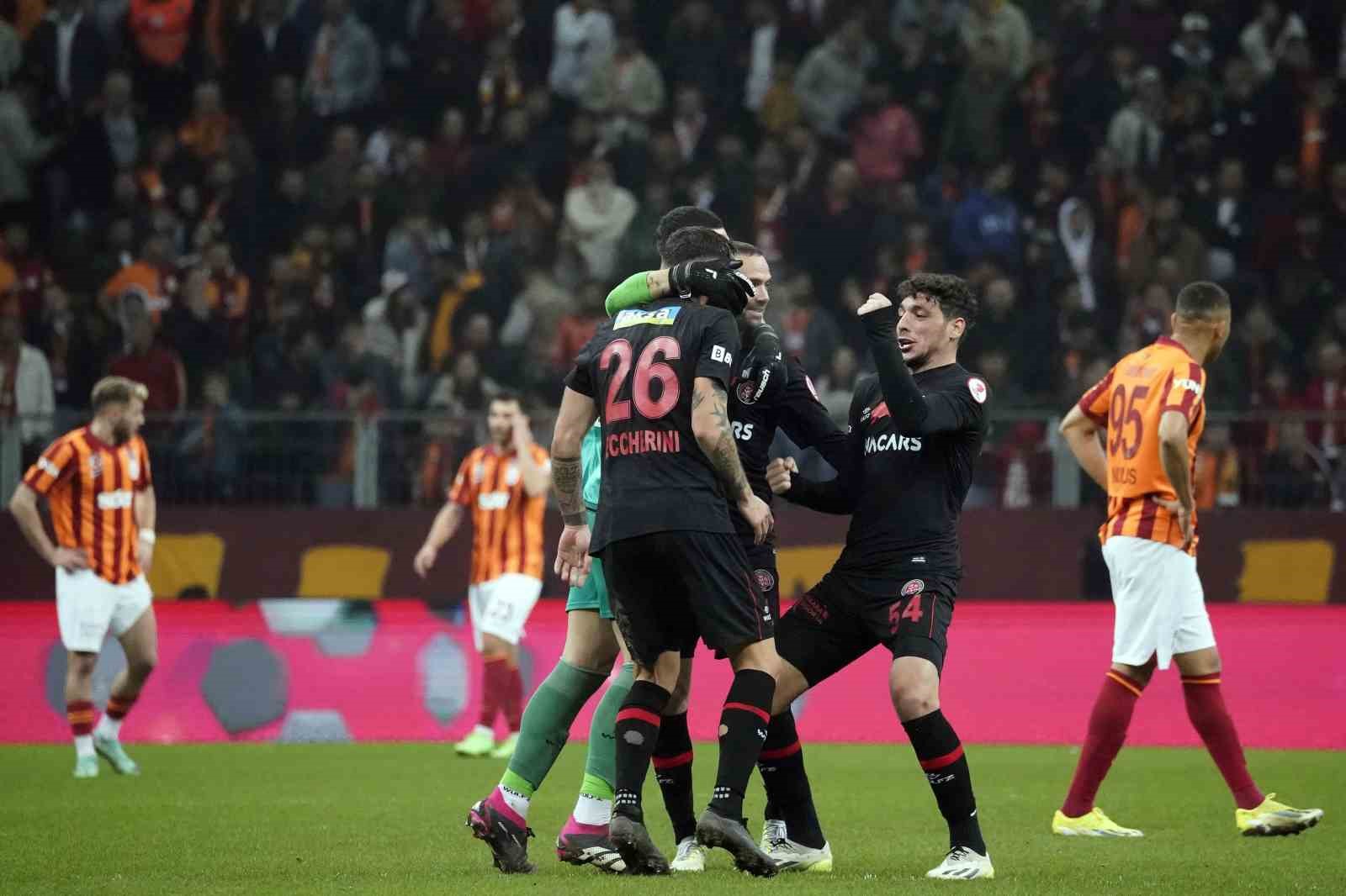 Ziraat Türkiye Kupası: Galatasaray: 0 – Fatih Karagümrük: 2 (Maç sonucu)