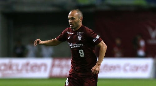 Iniesta'dan Bergkamp'a nazire